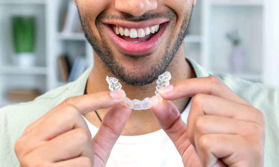 Invisalign Clear Aligners in Meridian and Laurel